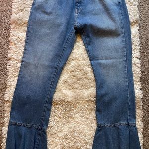 Zara Jeans with Bell Style Ankle Size 6